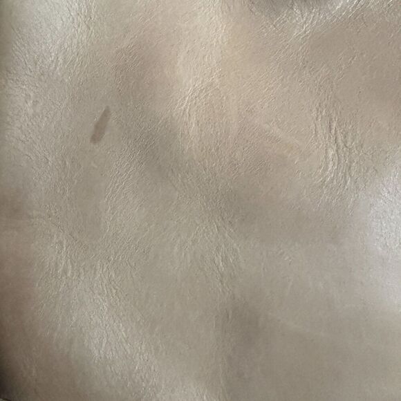 Fashionable Local + Global Leather Beige Tote Bag - Picture 7 of 11